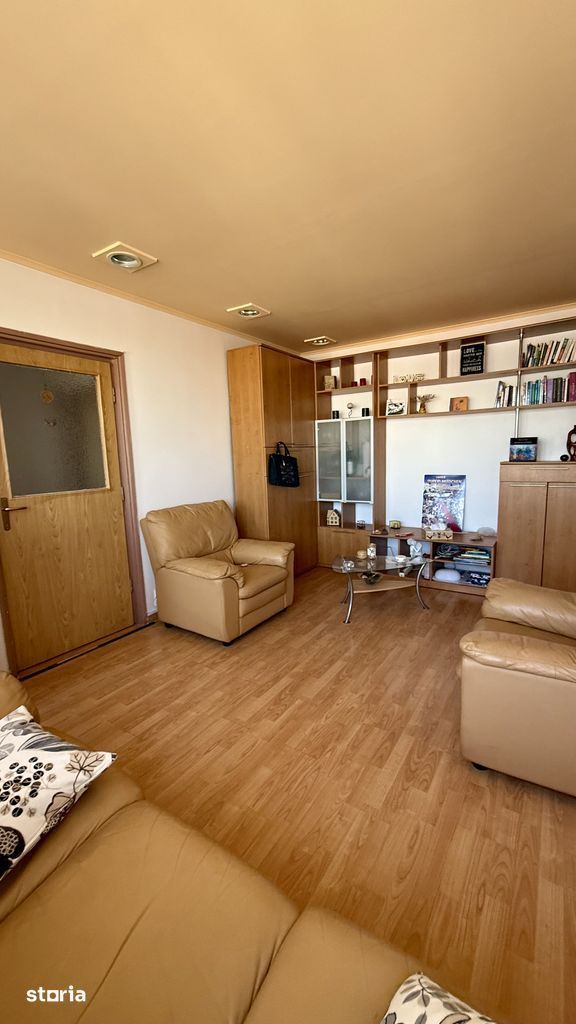 DE VANZARE | APARTAMENT 2 CAMERE | 1 MAI - Poză 4