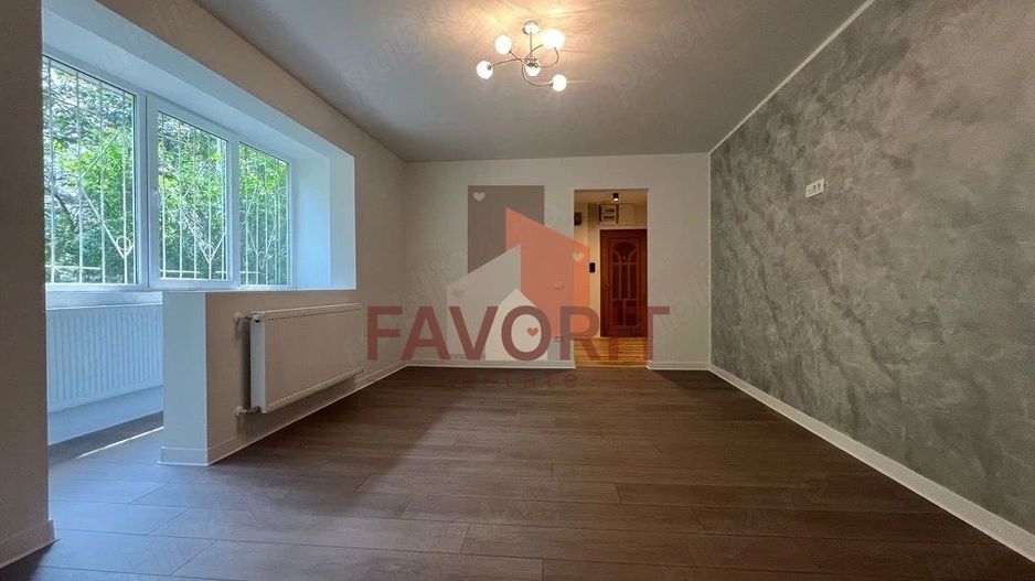 Disponibil imediat. Centrala proprie. Renovat integral - Poză 12