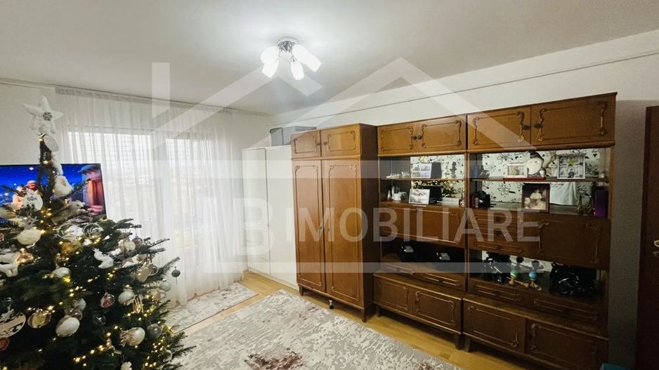 Vând apartament 2 camere   Unirii, 52 m , centrală, izolat - Poză 3