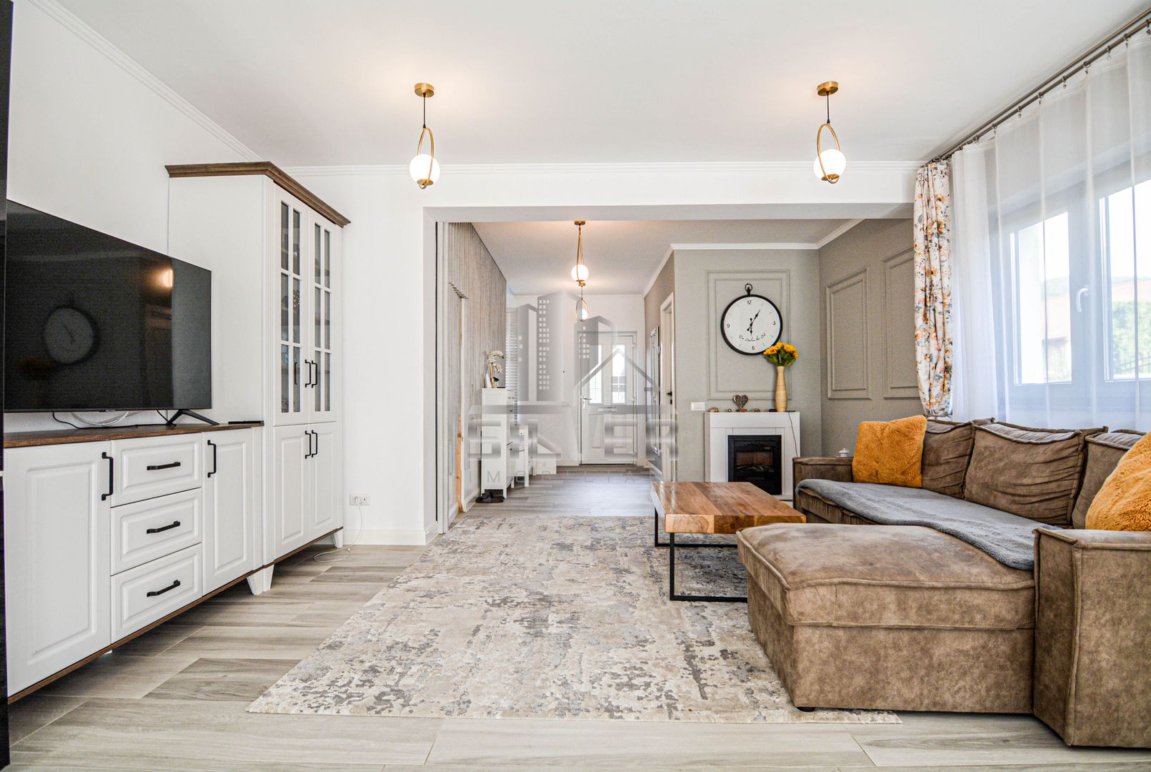 Casa de tip duplex finisata mobilata in Floresti zona Florilor - Poză 5