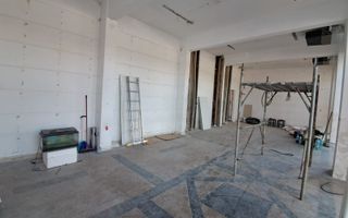 Spatiu comercial vitrina de 20 M - Metrou Eroii Revolutiei S143 - Poză 26