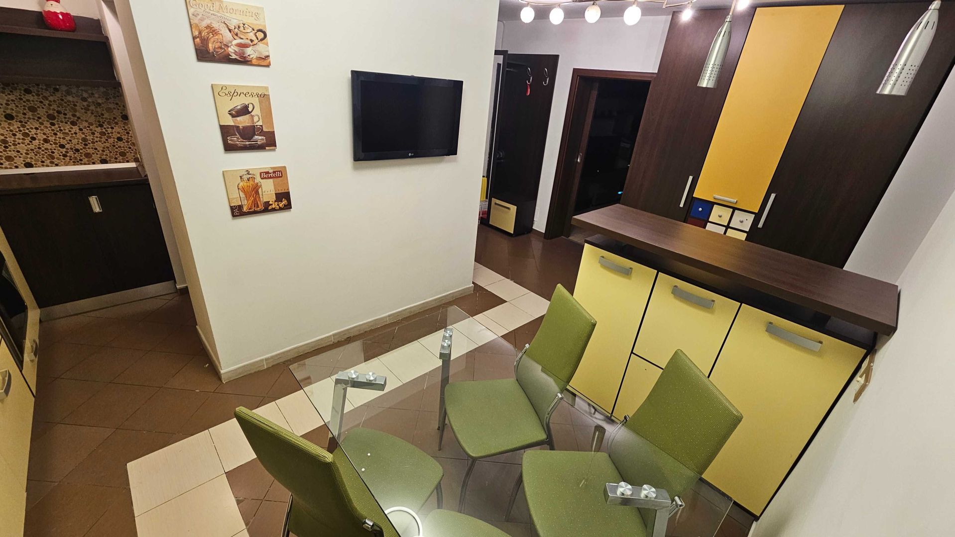 De Închiriat 3 Camere,, Calea Călărașilor, Piața Muncii, Petfriendly - Poză 4
