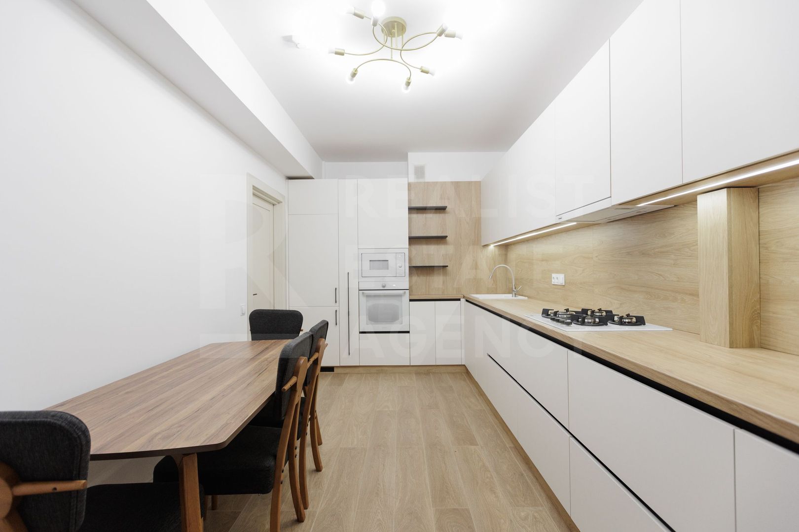 Vânzare, apartament, 2 camere, str. Calea Iesilor, sectorul Buiucani - Poză 1