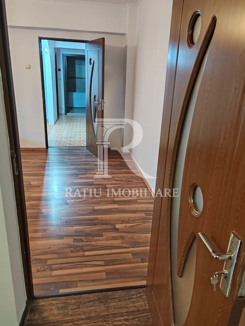 Apartament cu 3 camere | Dimitrie Cantemir | Etajul 1 | Oradea - Poză 8