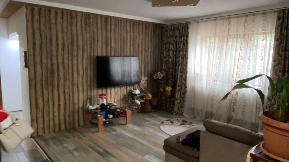 Casa de vanzare in Spatac - Poză 2