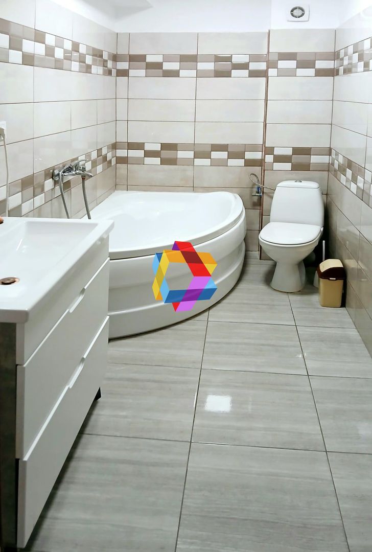 Apartament cu trei camere, zona Tractorul - Coresi, 70 mp - Poză 10