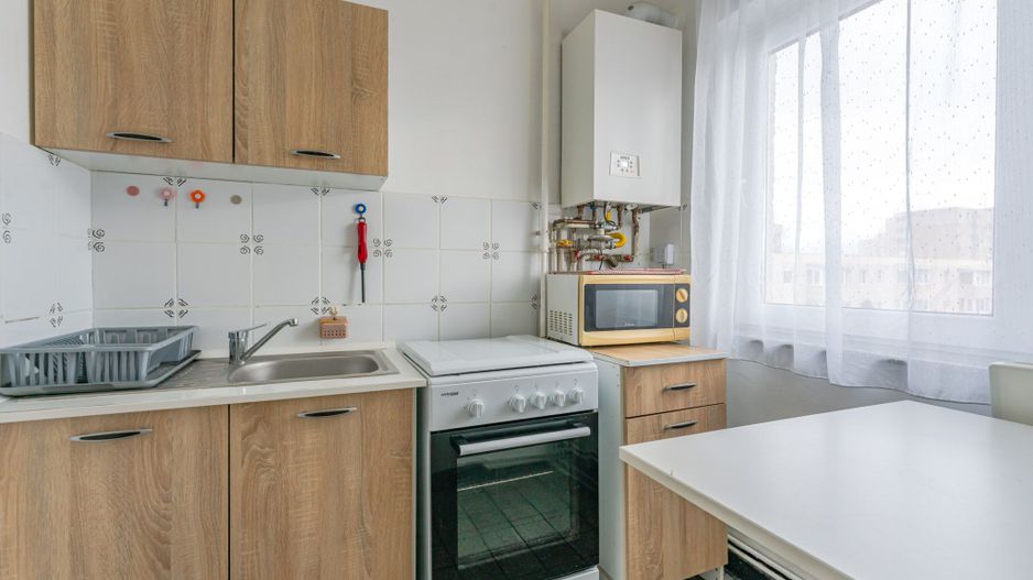 Garsoniera mobilata cu loc de parcare - Poză 5