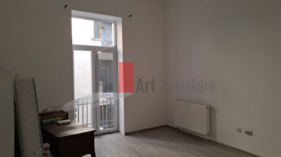 Apartamentul "REHEGUA" , stradal, bloc "REABILITAT", CONSOLIDAT - Poză 7