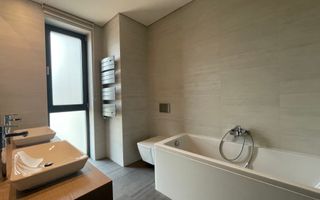 APARTAMENT SPATIOS DE LUX CU 4 DORMITOARE LA INCHIRIERE IN PRIMAVERII - Poză 13