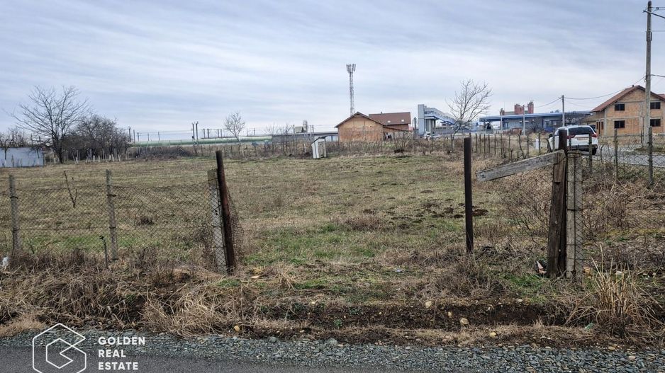 Parcele de teren intravilan, 1160 mp, comuna Ghioroc - Poză 1