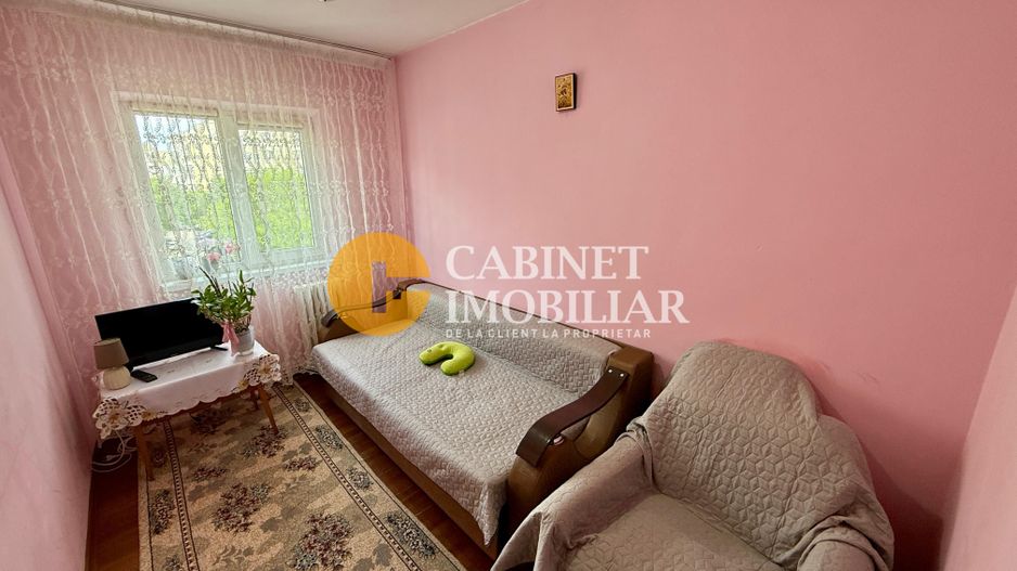 Rond Zimbru - Apartament cu 3 camere decomandat - Bloc dupa 1980 - Poză 4