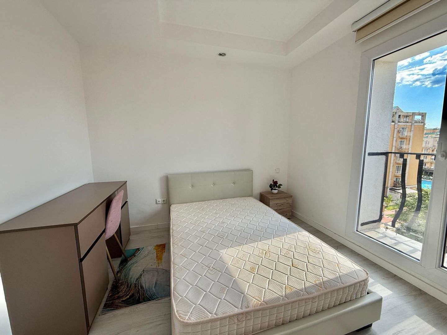 COSMOPOLIS - Apartament cu 2 camere tip studio, mobilat si utilat. - Poză 4