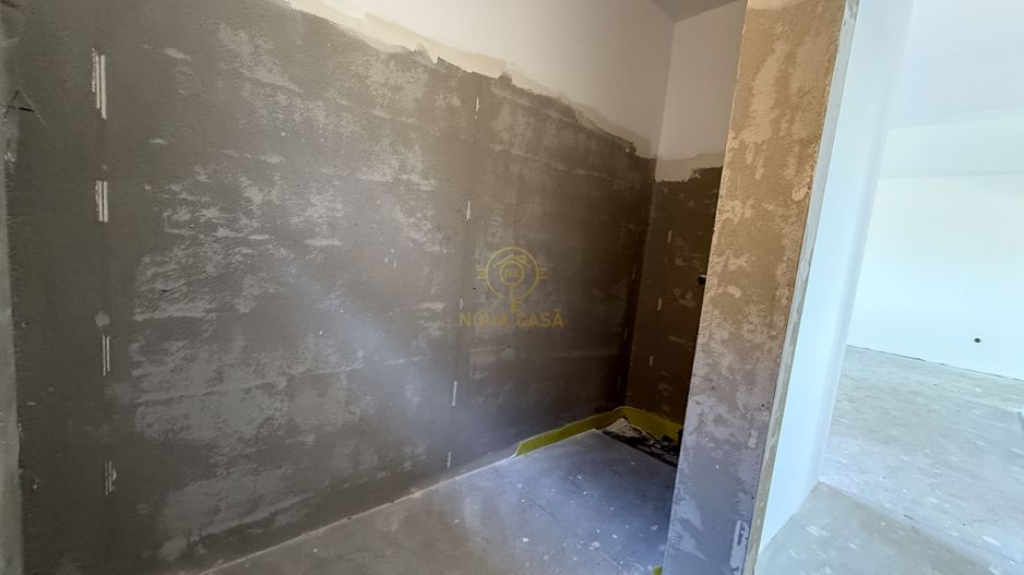 De vanzare Casa cu 3 Dormitoare/Semifinisata Teren 6.5Ari - Poză 8