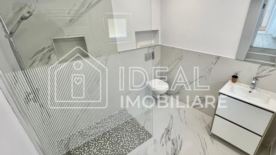 Apartament Ultracentral cu 2 camere complet renovat - de vânzare - Poză 8