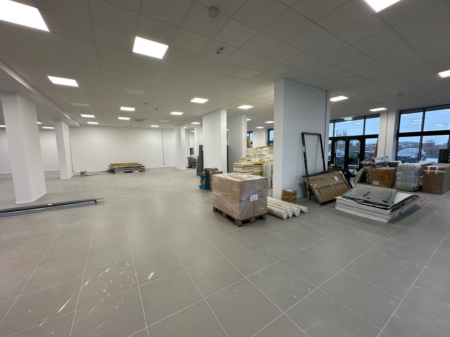 Spatiu comercial 513  mp / 12 locuri de PARCARE - Poză 4