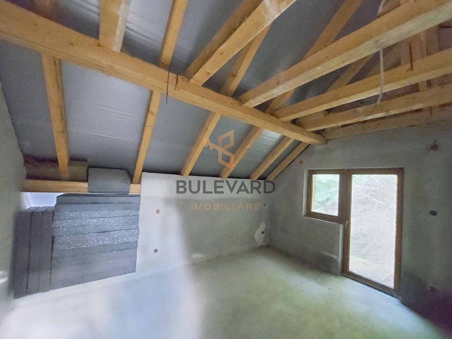 Casa individuala+ birou/spatiu comercial pe Strada 1 Mai! - Poză 10