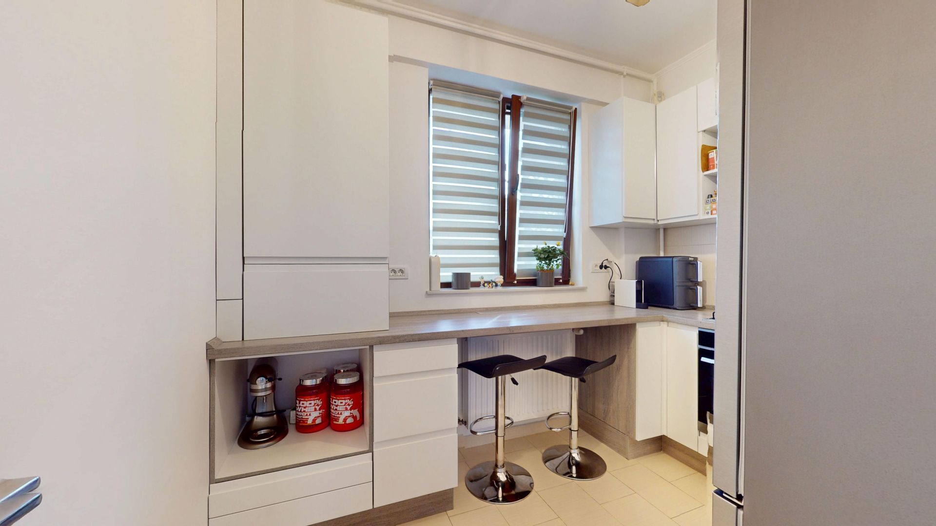 Apartament 2 camere mobilat - spatios 5 min metrou Straulesti - Poză 14