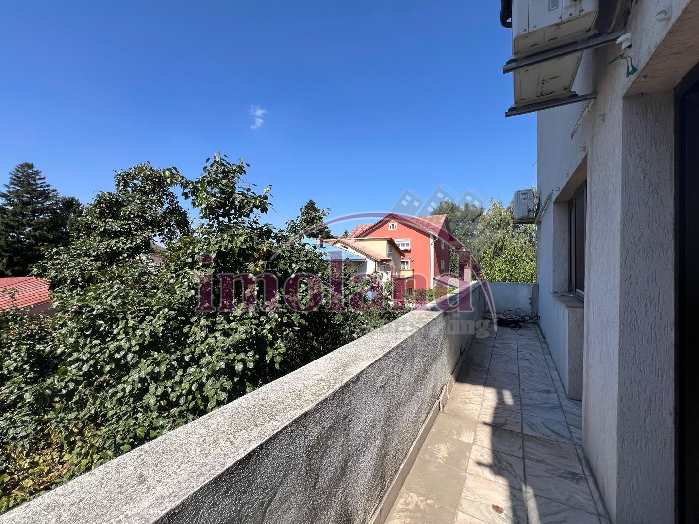 Casa 15 camere cu parcare mare - Jiului - Poză 12