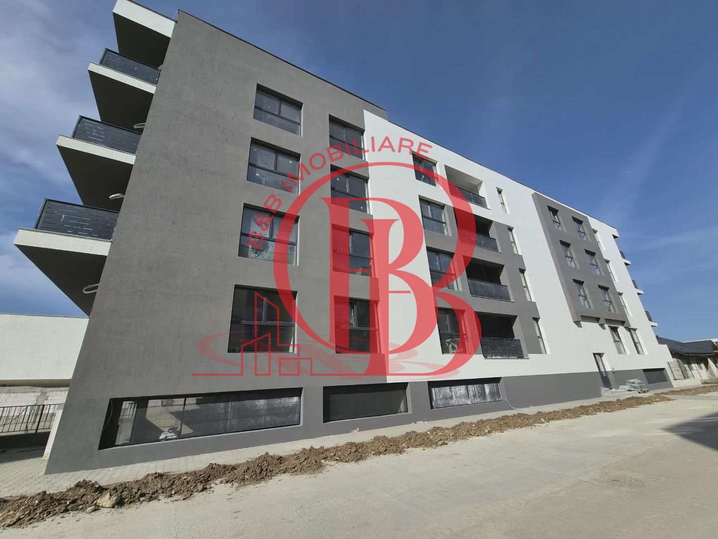 2 camere decomandat bloc boutique 7min STB Bratarii - Poză 11
