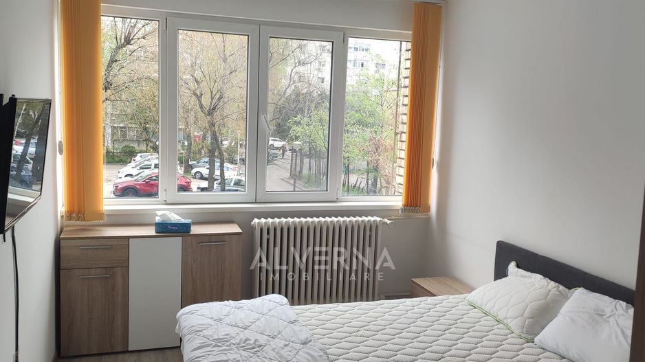 Apartament 2 camere | 50mp + balcon | Basarabia - Piata Muncii - Poză 1