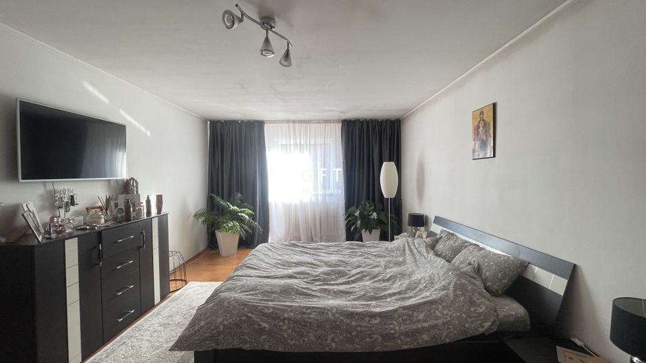 Casa de vanzare, zona Nord - Poză 4