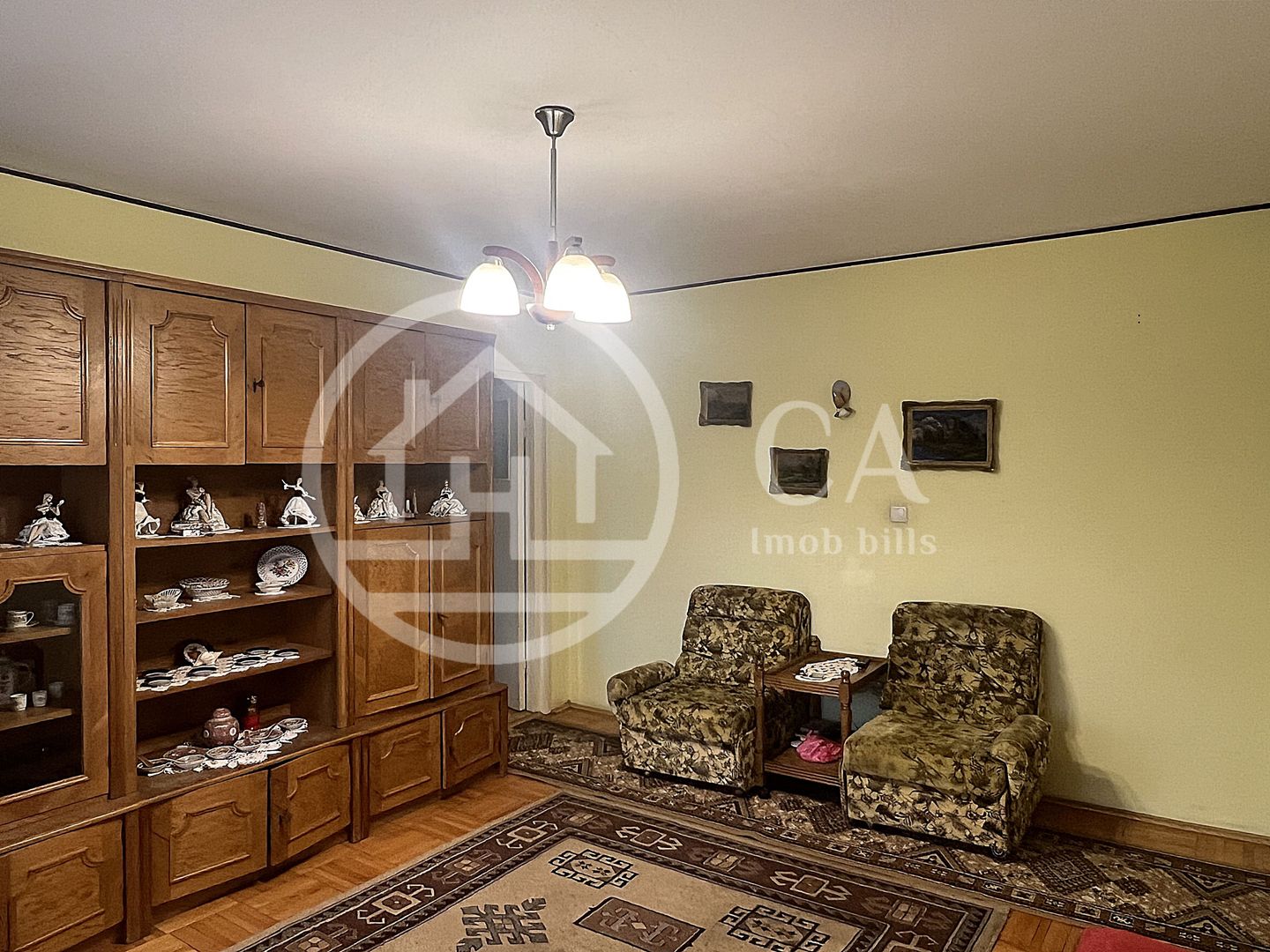 Apartament cu 3 camere de vanzare Central, Oradea. - Poză 2