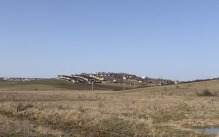 Miroslava lot teren 640 mp - cartier rezidential - Poză 1