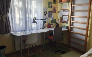 BRASADAS vinde ap 4 cam 82mp la etajul 1 in Micro 16. - Poză 8