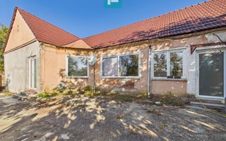 Casă cu teren 983 mp, front stradal 30 m, Cicir - Poză 1