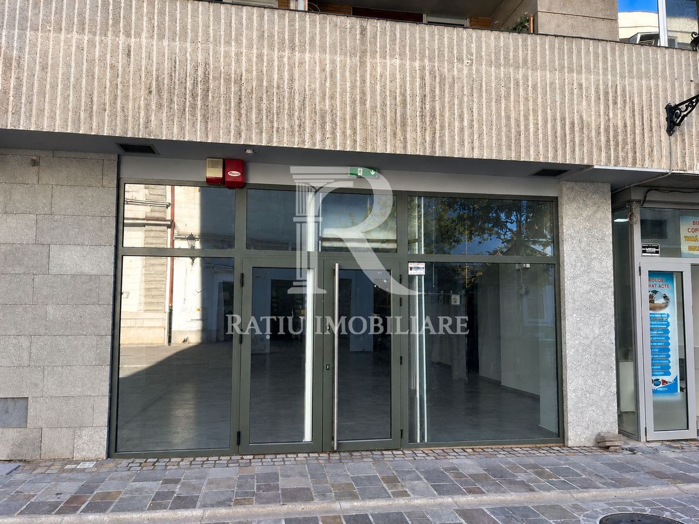 Spațiu comercial 90 mp | Pietonal Republicii | Oradea Ultracentral - Poză 1