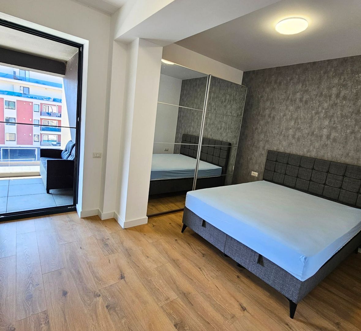 De închiriat apartament modern în clădirea Blue Bike Pipera - Poză 9