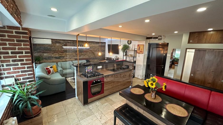 Podu Roș, apartament de lux de închiriat – 800 euro/lună - Poză 1