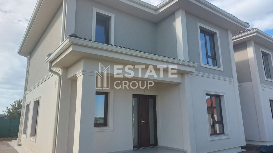 Duplex cu 5 camere despartit prin camera tehnica in Dumbravita - Poză 1