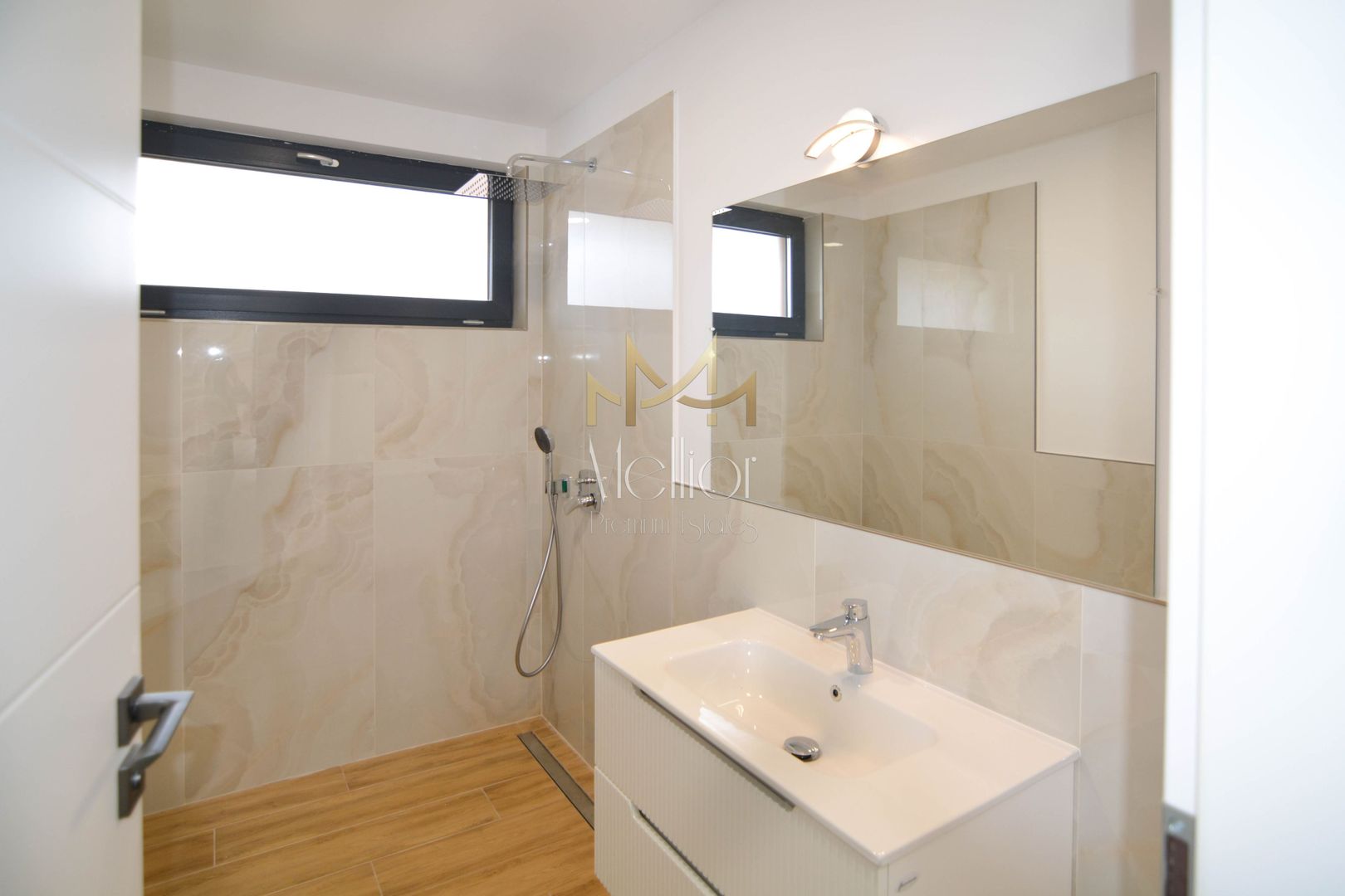 Vilă modernă premium în Gheorgheni, 2 nivele, finisaje de lux - Poză 9