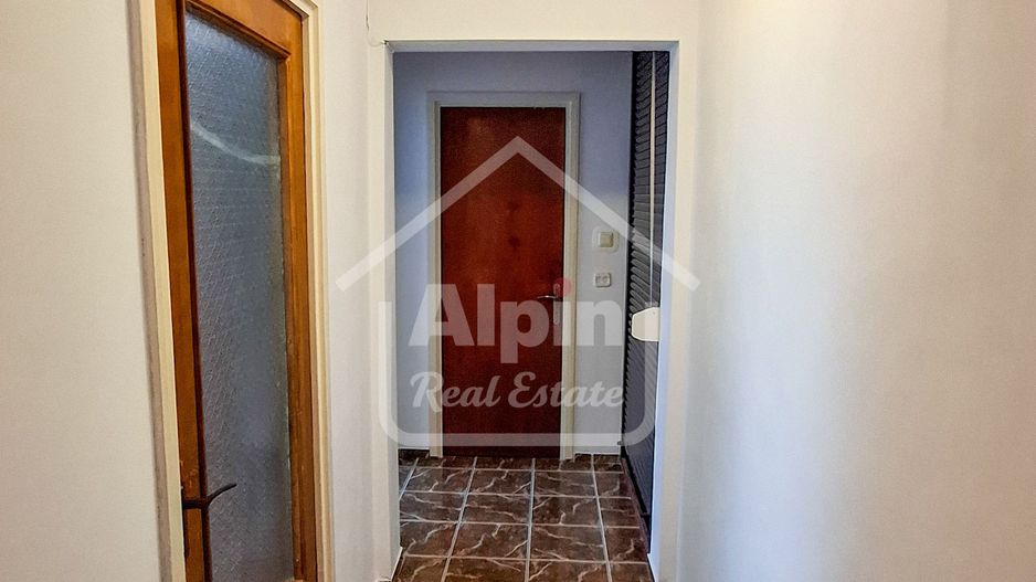 Suprafata Generoasa Garii - Poză 12