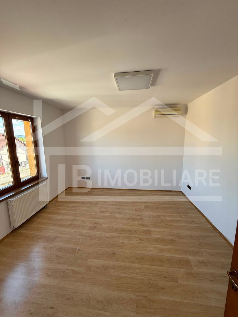 Casa individuala, 10 camere, 753mp, Zona Sancraiu de Mures - Poză 19