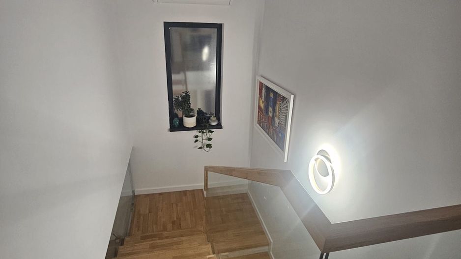 Vilă modernă, nouă, de închiriat în Micești, între Pitești și Mioveni - Poză 2