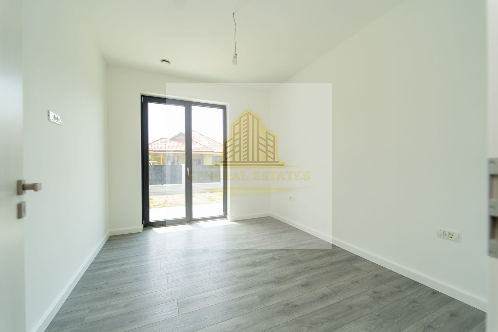 Casă modernă, parter, Halchiu – la doar 15 minute de Brașov - Poză 4