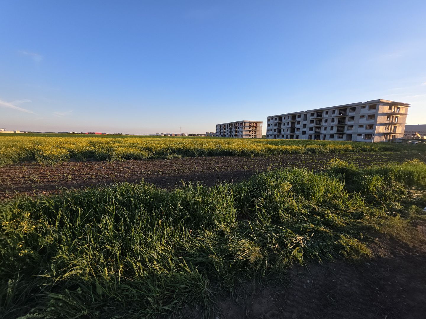 Lot intravilan ideal pozitionat in Tunari, Ilfov - Poză 3