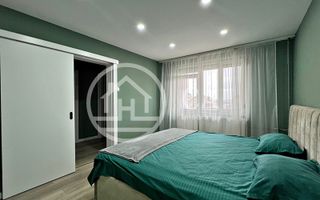 Apartament de vânzare cu 2 camere în zona Rogerius, Oradea - Poză 2