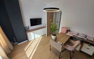Apartament Superb 3 Camere- Ultracentral- Curte Privată 27mp-Parcare - Poză 3