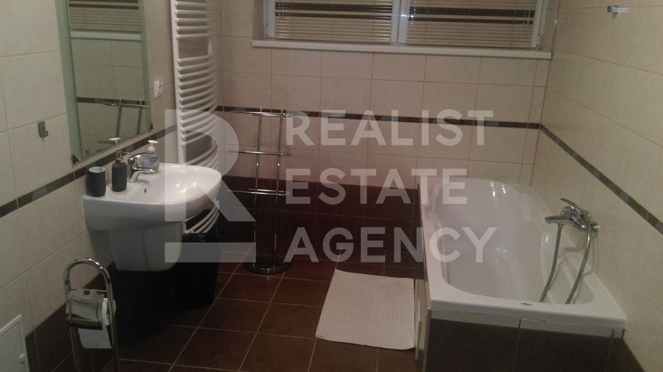 Spațiu comercial de închiriat, 90 mp, complexul Avantgarden, Brașov - Poză 10