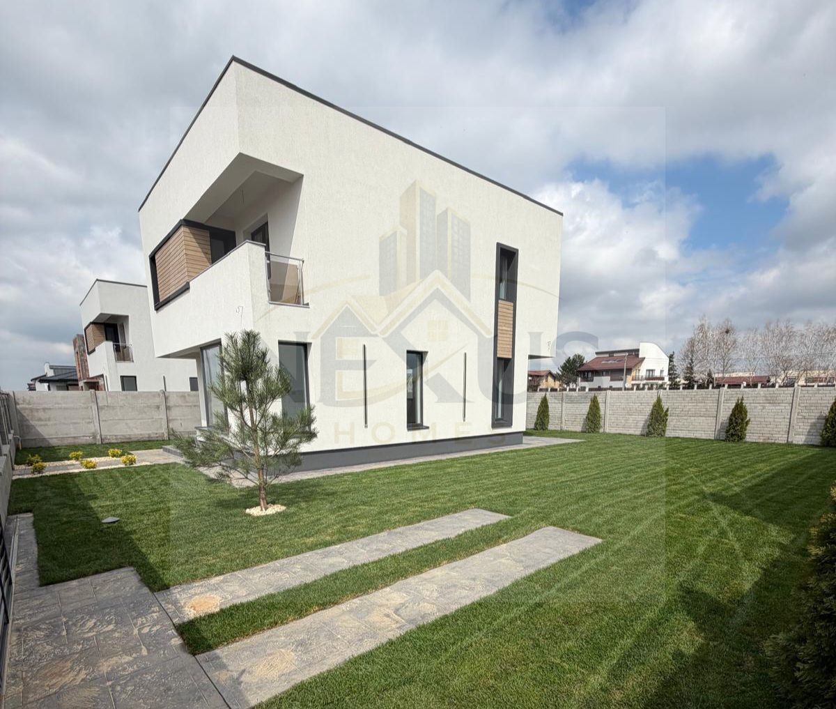 150 metri Bulevard - Casa individuala | 4 cam - Gazon - 3 minute STB - Poză 1