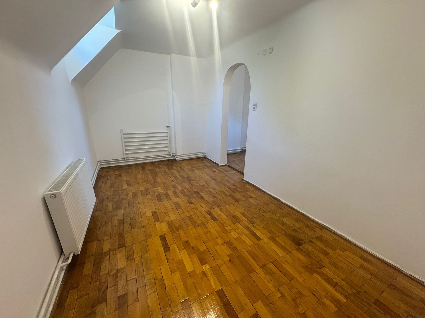 Apartament 3 Camere Nemobilat Pretabil Birou - Poză 2