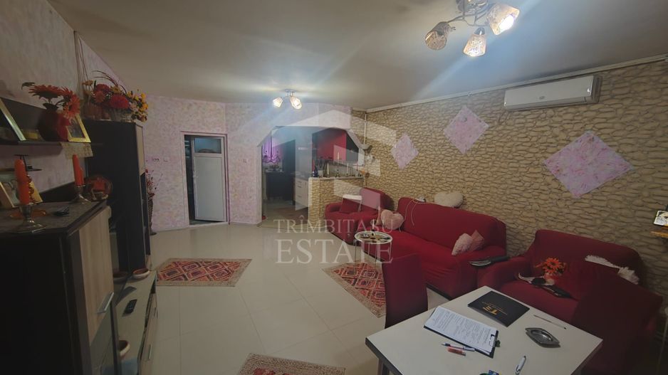 Casa pe parter individuala la pret de apartament - Poză 3