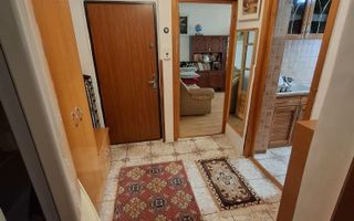 Apartament cu 2 cam D Dacia peste stradă de Biserică - Poză 8