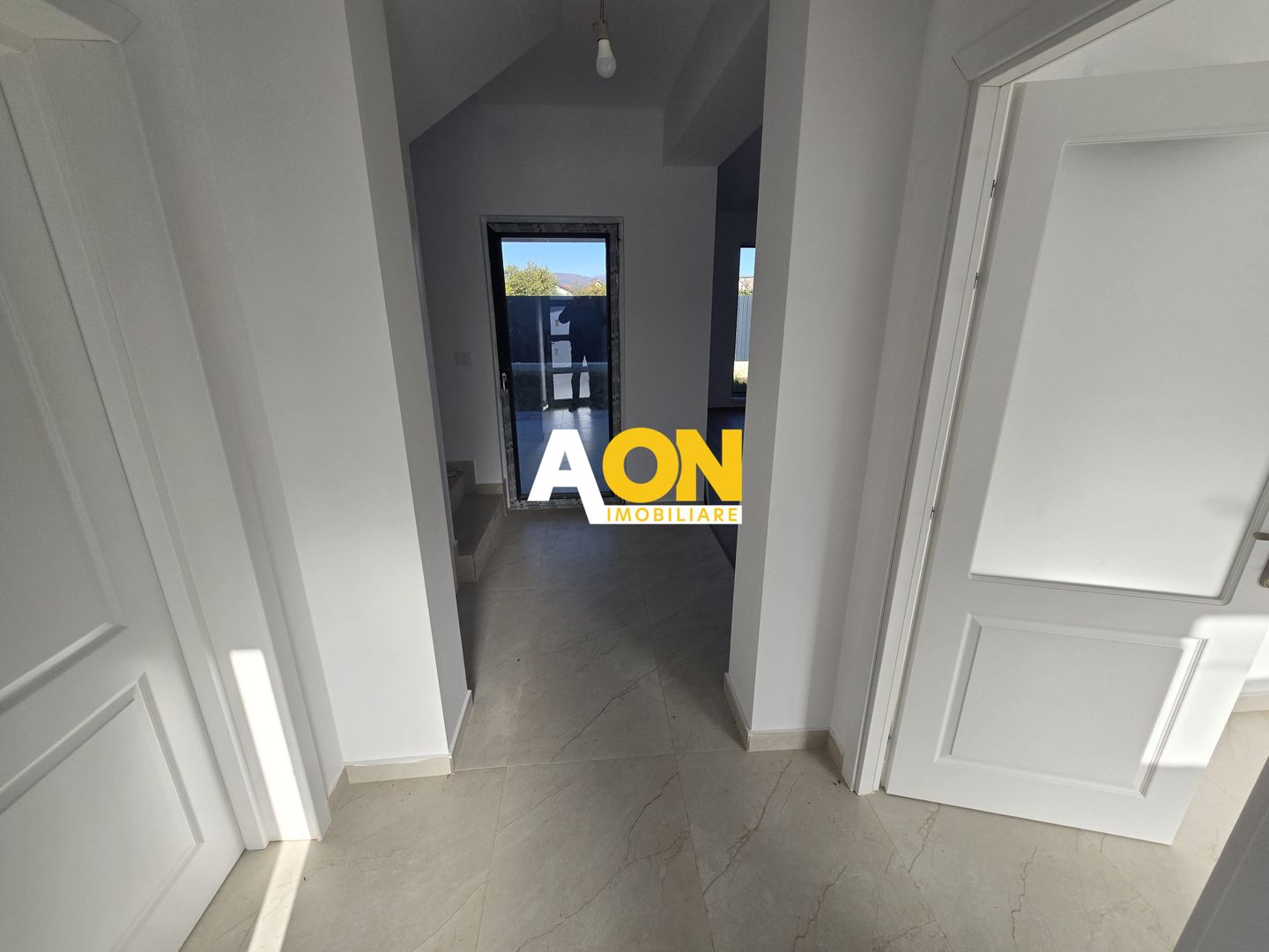 Casa Individuala 4 Camere 316mp Teren, Complet Finisat - Poză 6