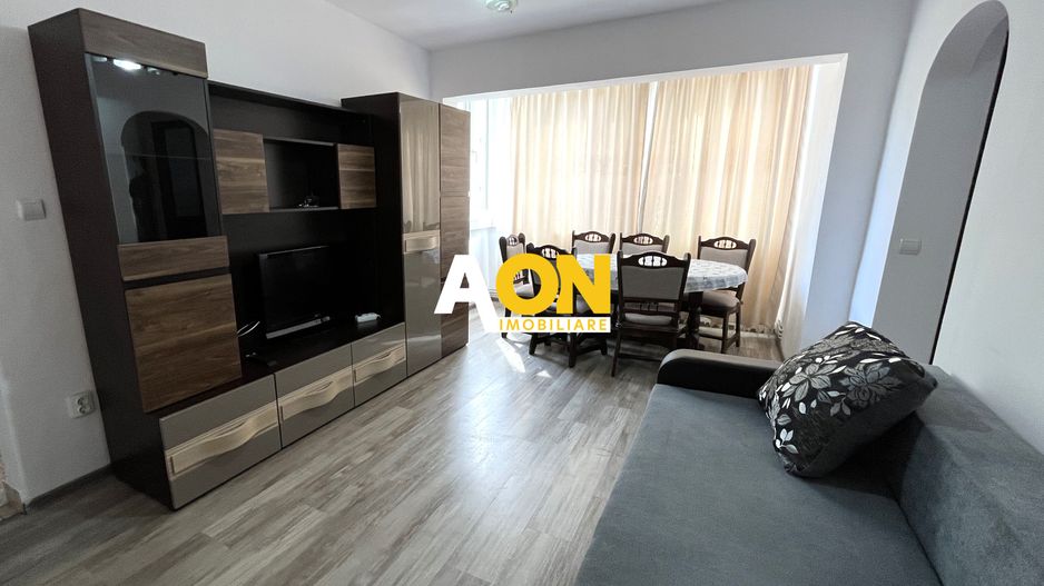 Apartament 4 Camere, Zona Cetate - Poză 1