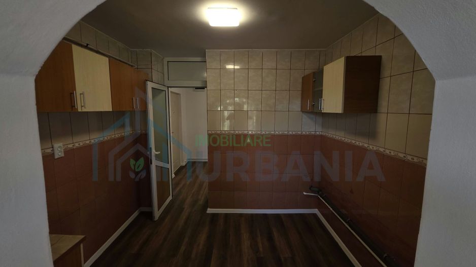 Apartament 2 camere, 57,18 mp, Dancu, etaj 2/4, decomandat, renovat recent - Poză 3