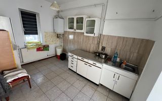 Vânzare casă cu dublu acces pe colț, într-o zonă ultracentrală - Poză 8